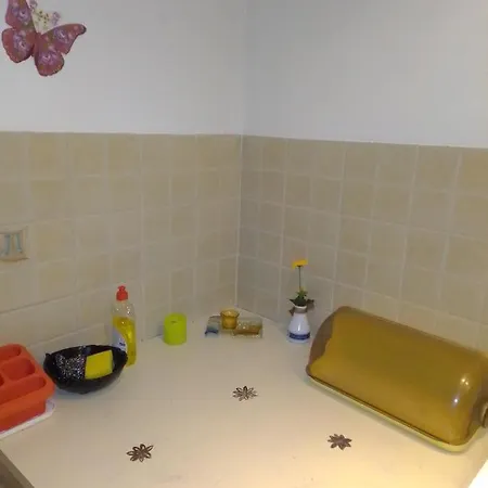 Apartment Studio P 18 - 25 M2 *